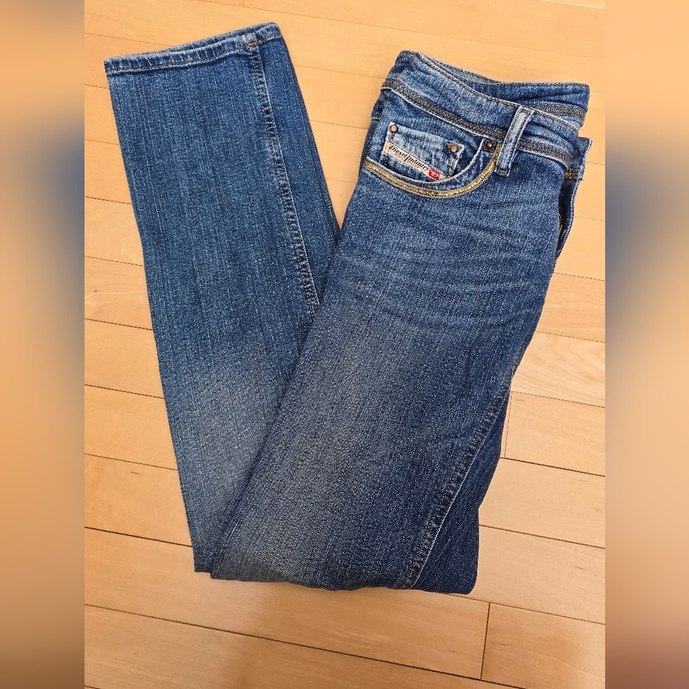 EUC Diesel Jeans Lowky stretch W27, L32